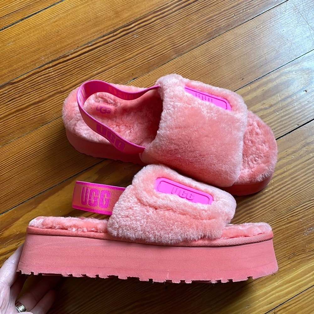 Ugg pink shoes